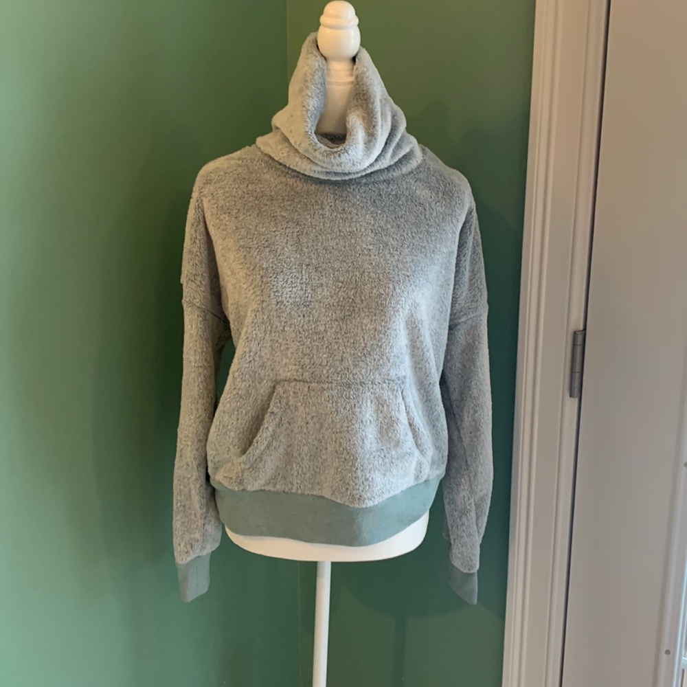 Like new condition Zella sweatshirt